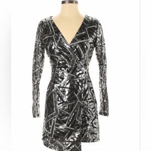 Gianni Bini‎ Sequined Dress Size L.  #181